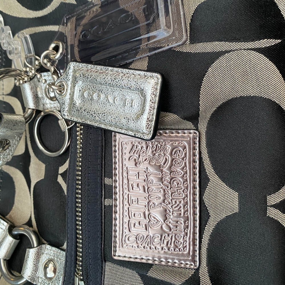 Gently Used Coach Poppy Purse